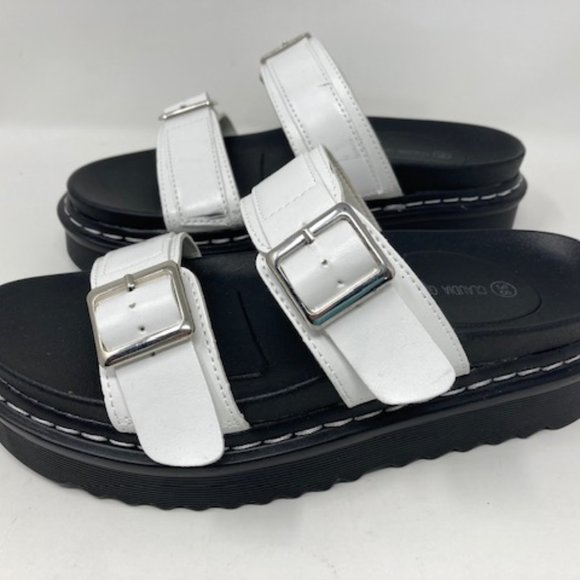 Claudia Ghizzani Sandals - Women's Size 38 (U.S. Size 7.5) - Picture 2 of 7